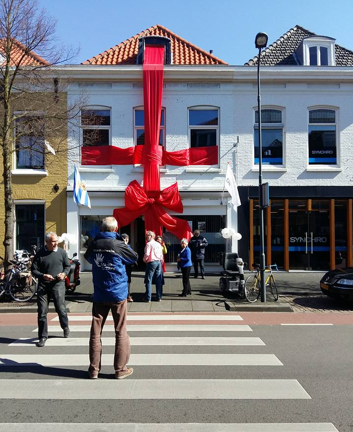 Het inloophuis van Sta Op Zorg was feestelijk ingepakt op 18 april 2016 vanwege de 10.000 bezoeken vanaf het begin.